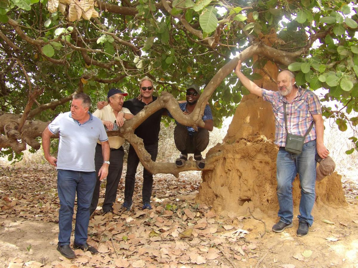 Pombo Kunda Villa Sanyang Esterno foto